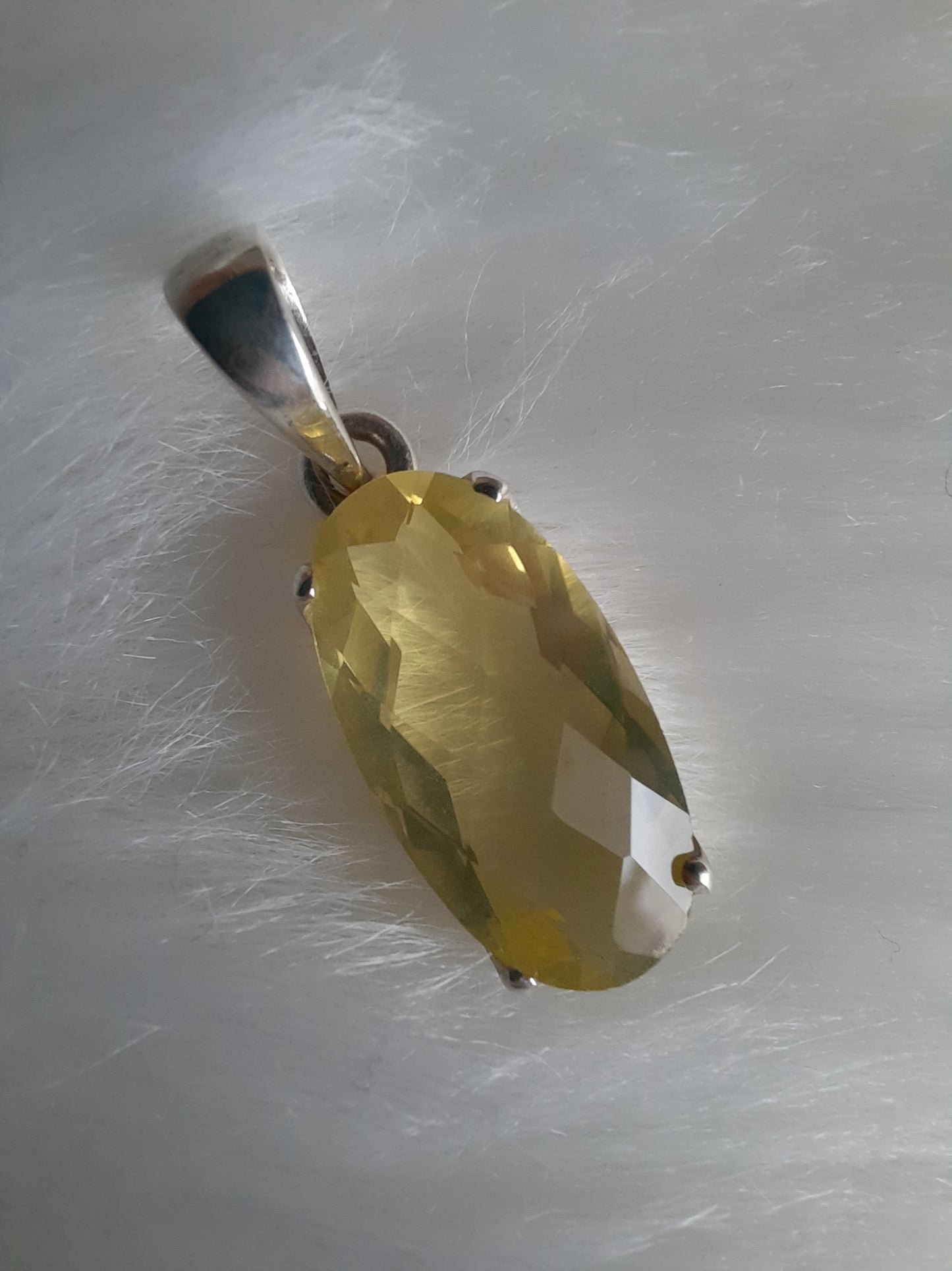 Lemonquarz Anhänger